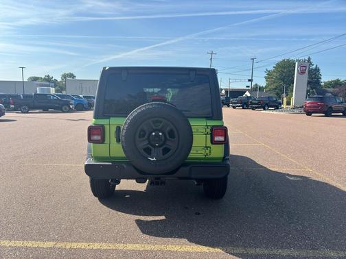 2025 Jeep Wrangler Sport