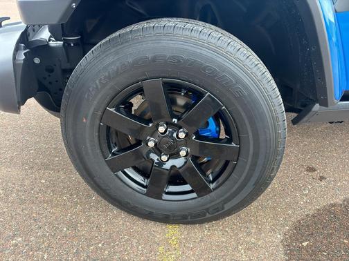 2024 Jeep Wrangler 4-Door Sahara 4x4