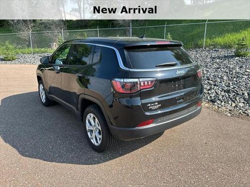 2024 Jeep Compass Sport