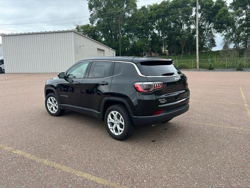 2024 Jeep Compass Sport