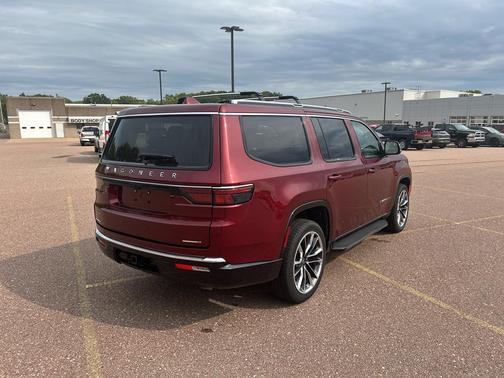 2022 Jeep Wagoneer Series II 4x4