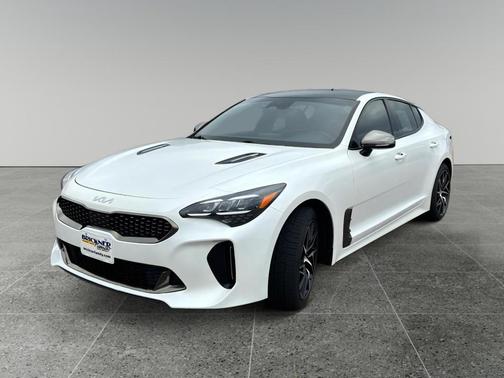 2022 Kia Stinger GT-Line