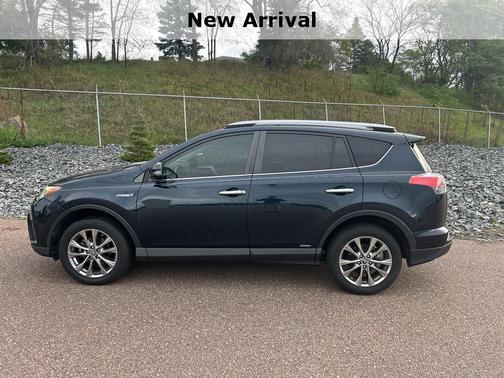 2018 Toyota RAV4 Hybrid SE