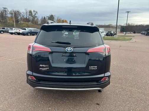2018 Toyota RAV4 Hybrid SE