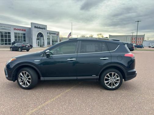 2018 Toyota RAV4 Hybrid SE