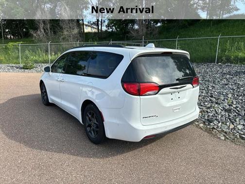 2020 Chrysler Pacifica Touring-L Plus