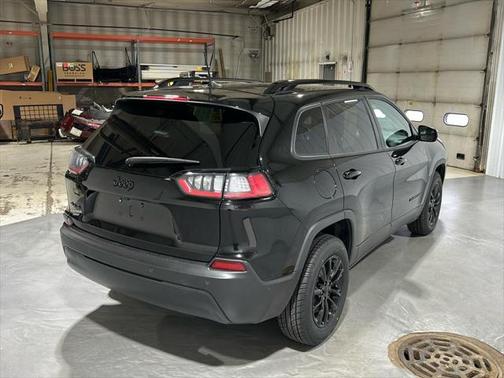 2023 Jeep Cherokee Altitude