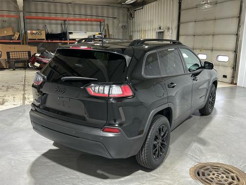 2023 Jeep Cherokee Altitude