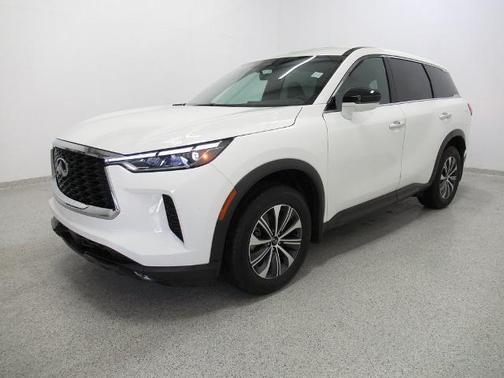 2025 INFINITI QX60 PURE