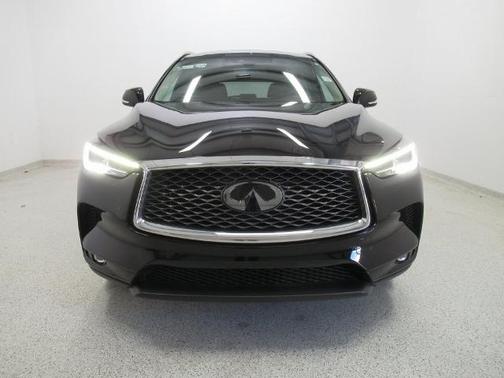 2022 INFINITI QX50 LUXE