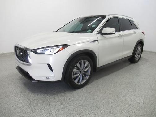 2022 INFINITI QX50 LUXE