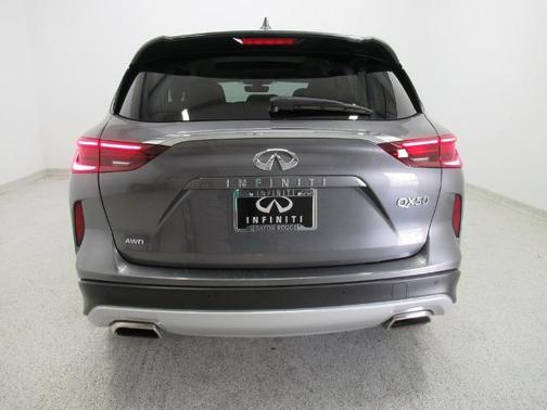 2025 INFINITI QX50 LUXE