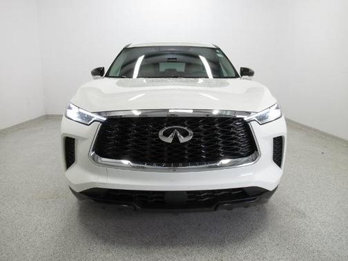 2025 INFINITI QX60 PURE