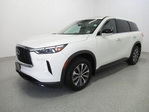2025 INFINITI QX60 PURE