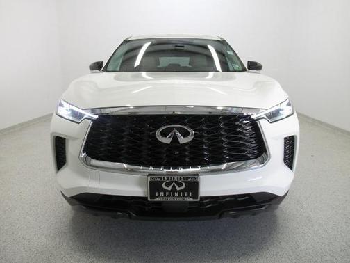 2025 INFINITI QX60 PURE