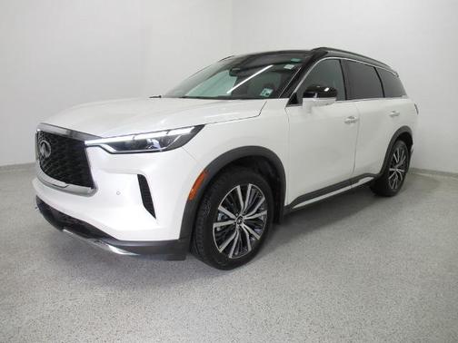 Majestic White / Black Obsidian 2022 INFINITI QX60 AUTOGRAPH