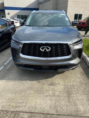 2022 INFINITI QX60 LUXE