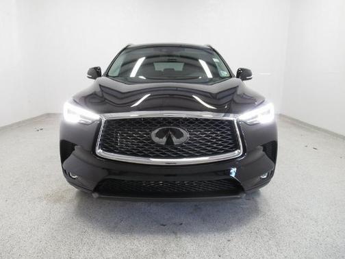 2022 INFINITI QX50 LUXE