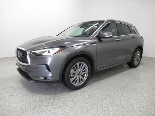 2023 INFINITI QX50 LUXE