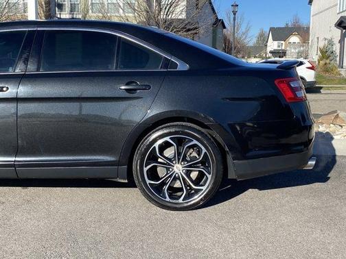 2015 Ford Taurus SHO