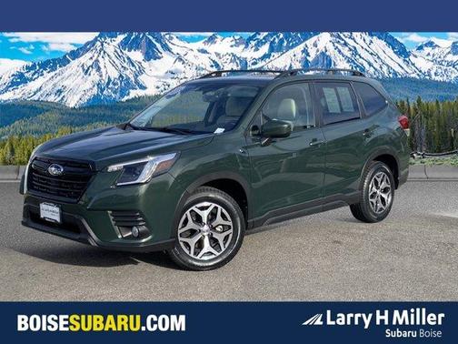Cascade Green Silica 2023 Subaru Forester Premium