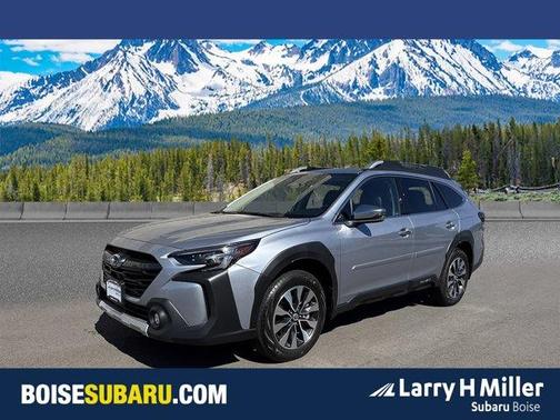 Ice Silver Metallic 2025 Subaru Outback Touring
