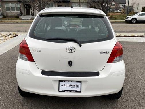 2009 Toyota Yaris S