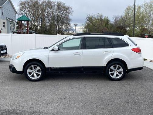 Satin White Pearl 2014 Subaru Outback 2.5i Premium