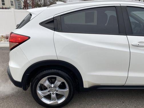 2016 Honda HR-V EX-L w/Navigation