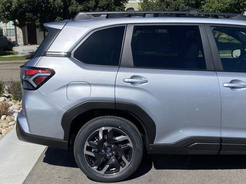 2025 Subaru Forester Hybrid Premium