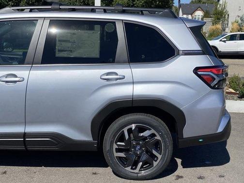 2025 Subaru Forester Hybrid Premium