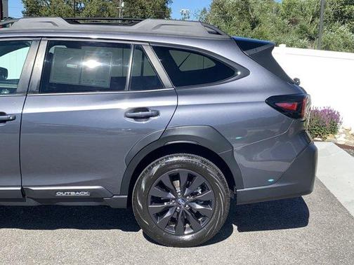 Magnetite Gray Metallic 2025 Subaru Outback Onyx Edition XT