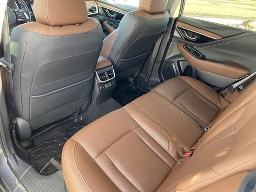 2022 Subaru Outback Touring