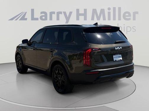 Dark Moss 2022 Kia Telluride EX
