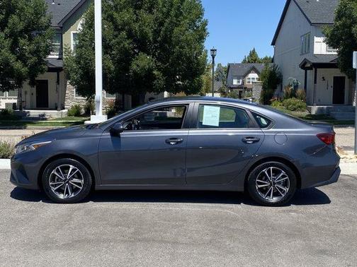 2022 Kia Forte LXS