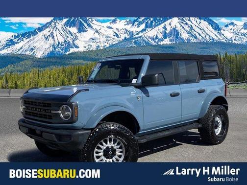 2023 Ford Bronco Base