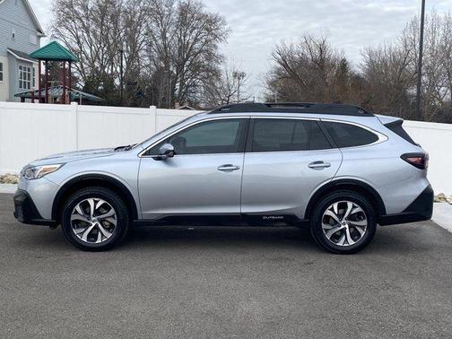 2022 Subaru Outback Limited XT