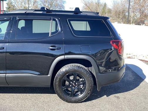 2021 GMC Acadia AT4