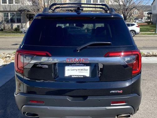 2021 GMC Acadia AT4