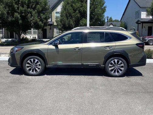 2025 Subaru Outback Touring XT