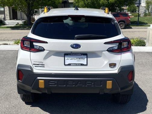 Crystal White Pearl 2026 Subaru Crosstrek Wilderness