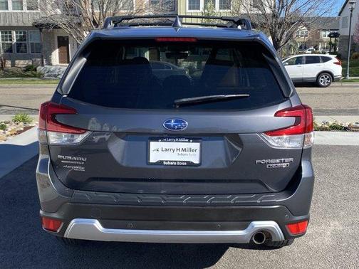 Magnetite Gray Metallic 2021 Subaru Forester Touring