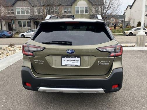 2025 Subaru Outback Touring XT