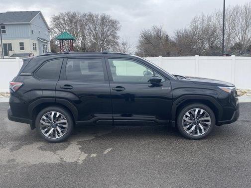 2025 Subaru Forester Hybrid Touring