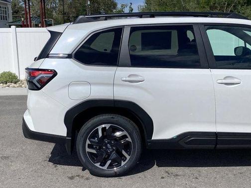 Crystal White Pearl 2026 Subaru Forester Limited