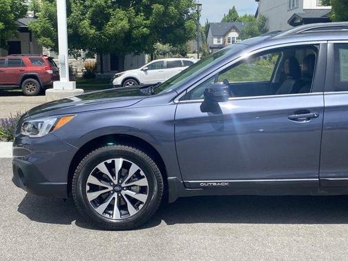 Carbide Gray Metallic 2016 Subaru Outback 3.6R Limited