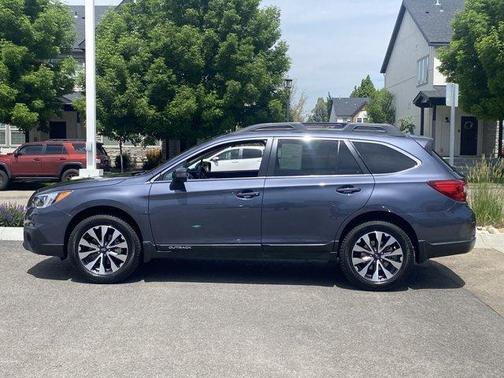 Carbide Gray Metallic 2016 Subaru Outback 3.6R Limited