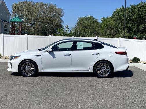Snow White Pearl 2016 Kia Optima SXL Turbo