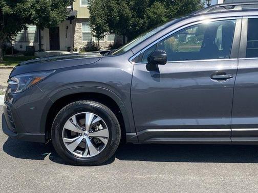 2023 Subaru Ascent Premium 8-Passenger