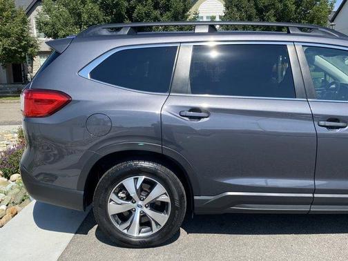 2023 Subaru Ascent Premium 8-Passenger